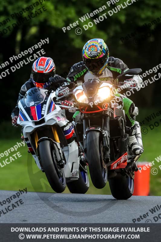 cadwell no limits trackday;cadwell park;cadwell park photographs;cadwell trackday photographs;enduro digital images;event digital images;eventdigitalimages;no limits trackdays;peter wileman photography;racing digital images;trackday digital images;trackday photos
